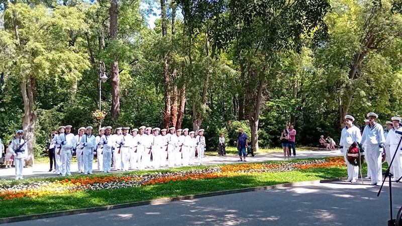 Варна се поклони пред падналите за свободата и независимостта на България