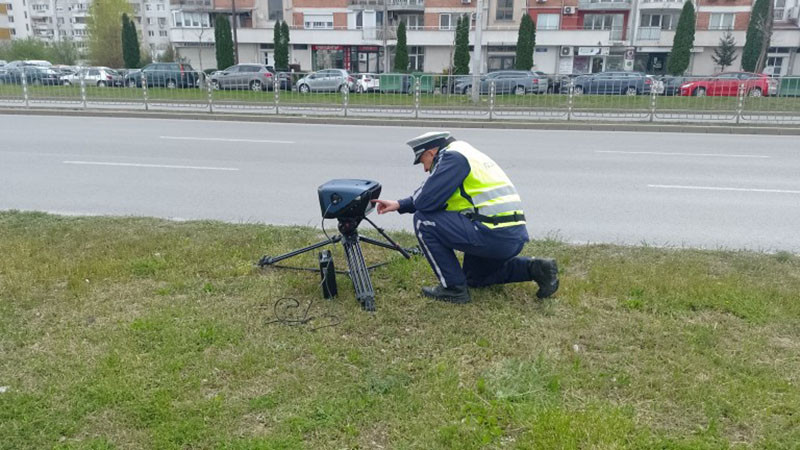 БМВ профуча с 210 км/ч под зоркия поглед на спецоперация